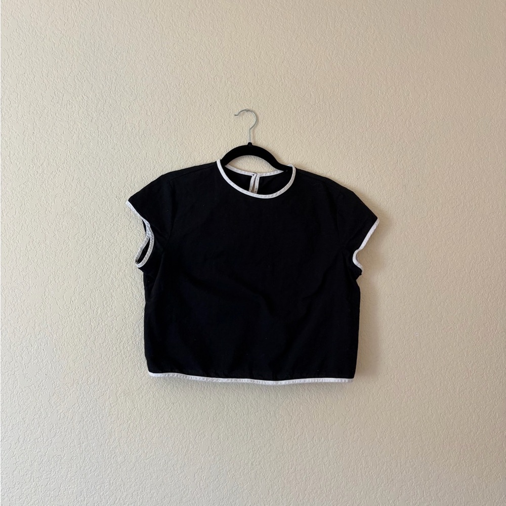 Black and White Short Sleeve Top